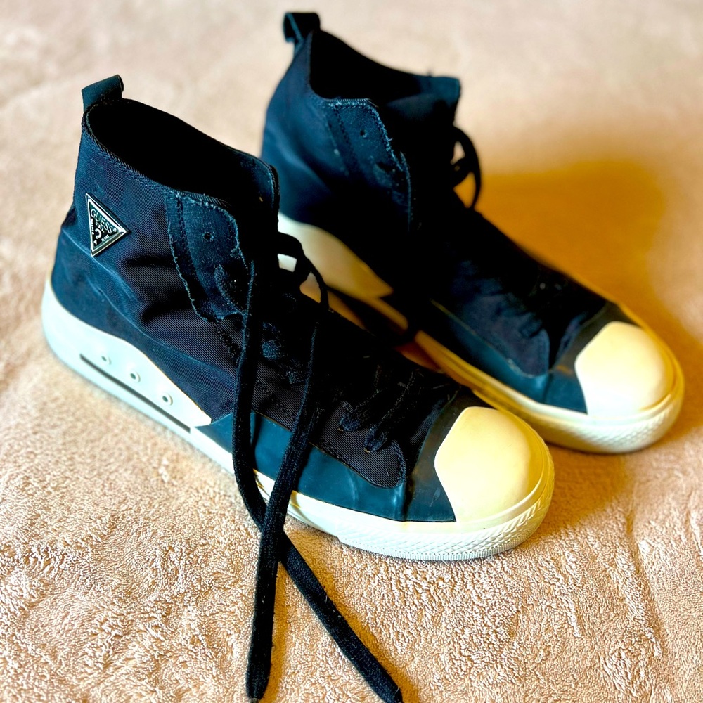 Guess Hi Tops - Converse-like Style